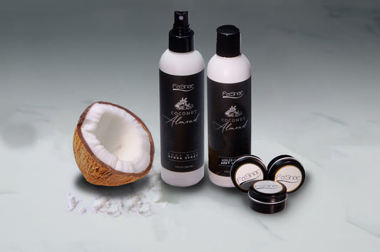 COCONUT ALMOND BEAUTY AND CANDLE GIFT SET